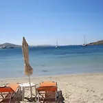 Meletis Parikia (Paros)